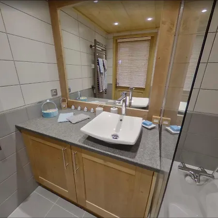 Bisanne 1500 - Appt 6 Pers, 2 Sdb, Parking, Piscine - Fr-1-293-354 * Villard-sur-Doron